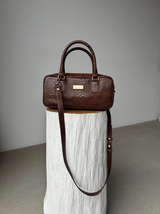 AVILA SLIM CROCO BROWN.jpg